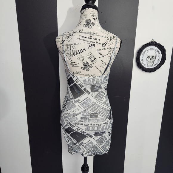 Newspaper Print Mini Dress - Picture 5 of 6